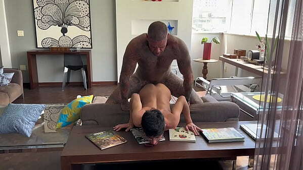 VIZINHO CHAMOU PARA ASSISTIR FILME FODEU