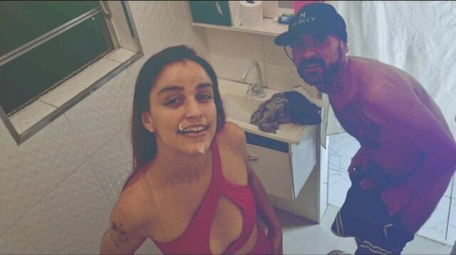 Banheiro feminino discoteca.