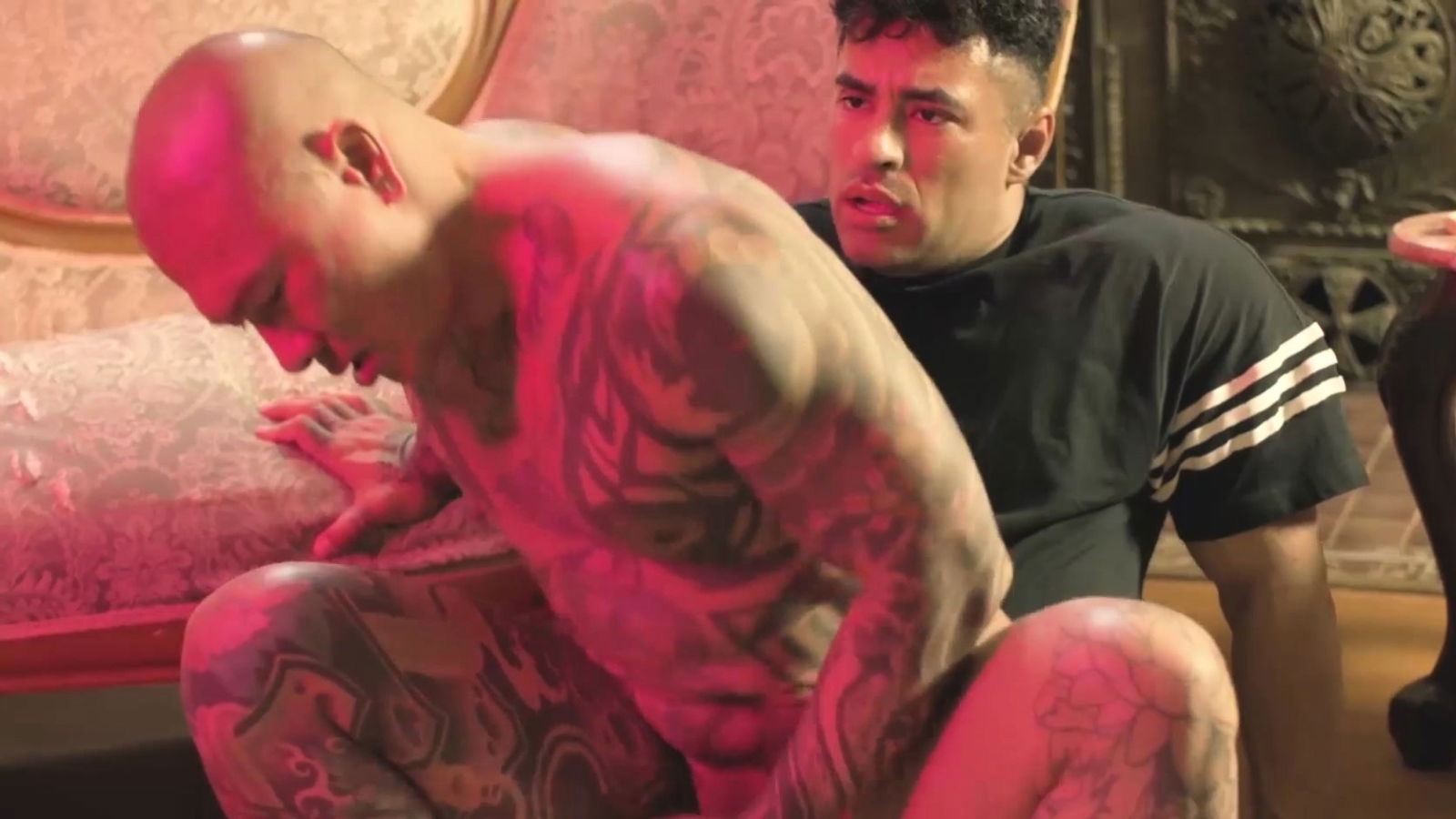 Kemono Dragon Flogged Damian Dragon Before Fuck