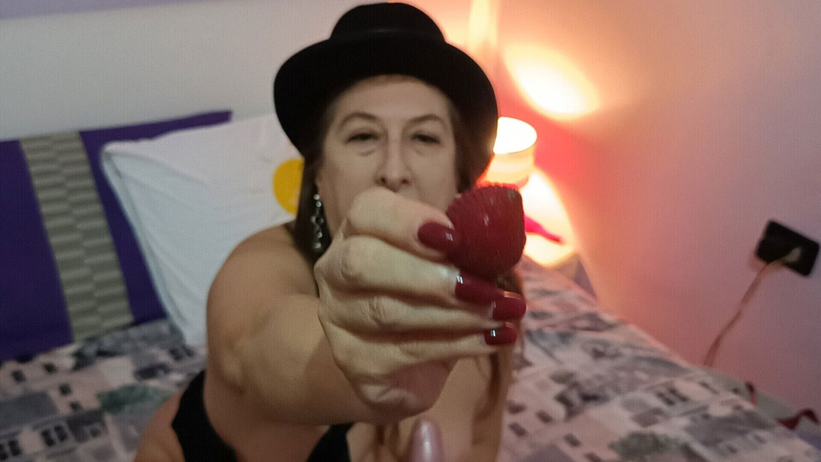 Veronica Rossi Official Play with fruit fake cock!