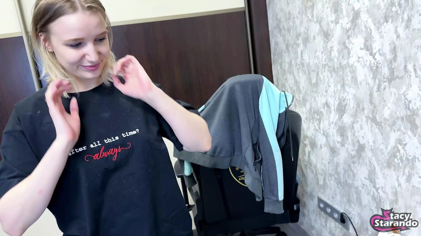 became Stepsister's SLAVE when played 