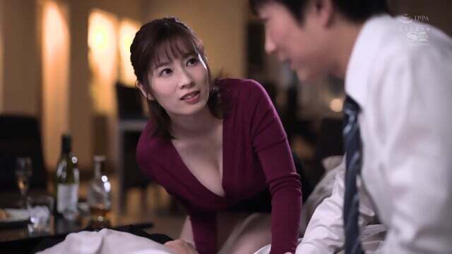 Conditioner Temperature Mummun...- Boss's Wife Wants Fuck Shows Sweaty Cleavage Tempts Horny Saki Okuda.