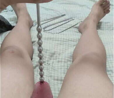 8mm尿道棒的极致享受，直到射精