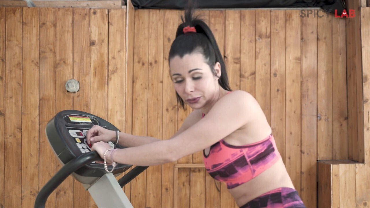 Jessy enjoys intense workout upscale