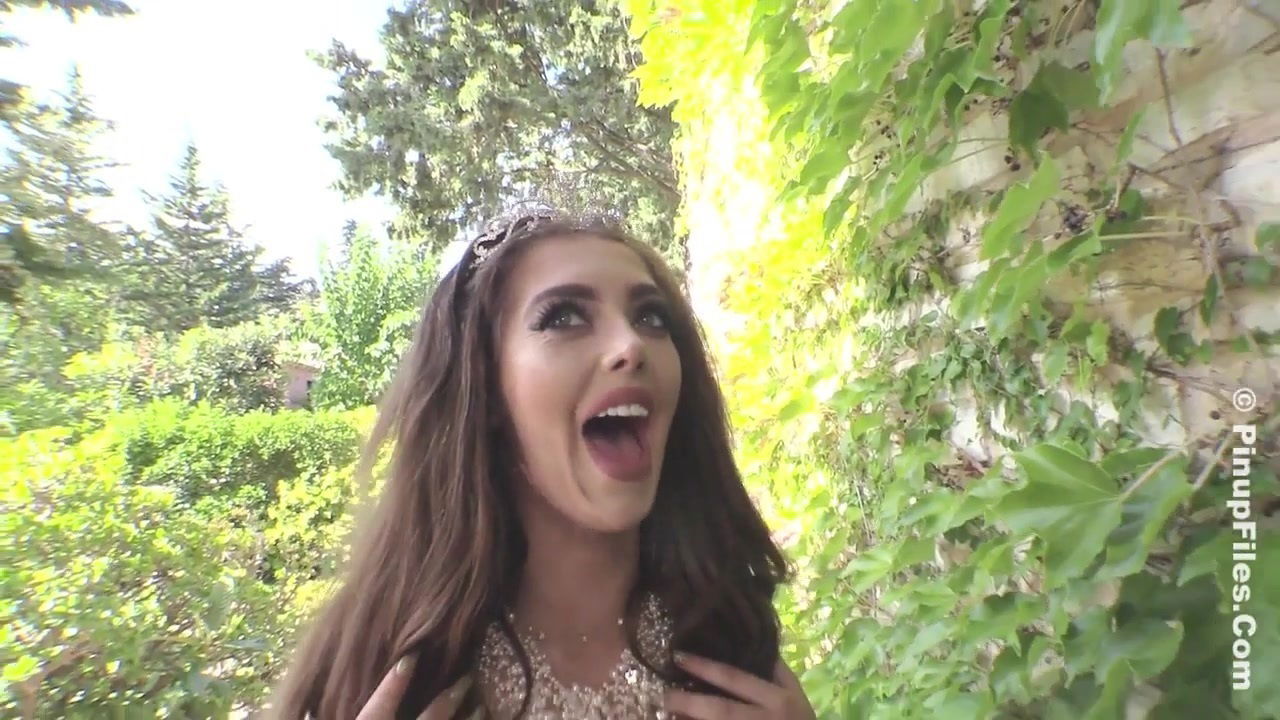 Cara Rose Princess Pearls PinupFiles