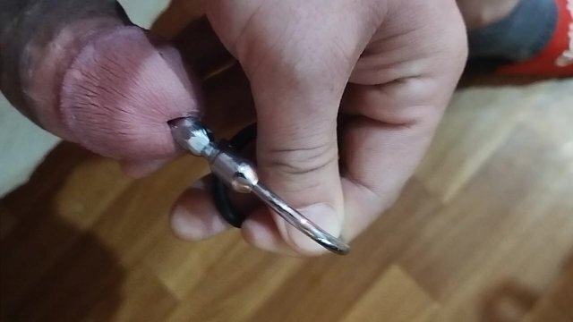 Зондирование уретры миллиметровой игрушкой