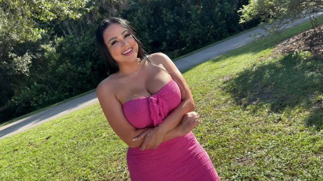 Super thick Latina gets picked fucked Rolls Royce Truck Zoey foxx