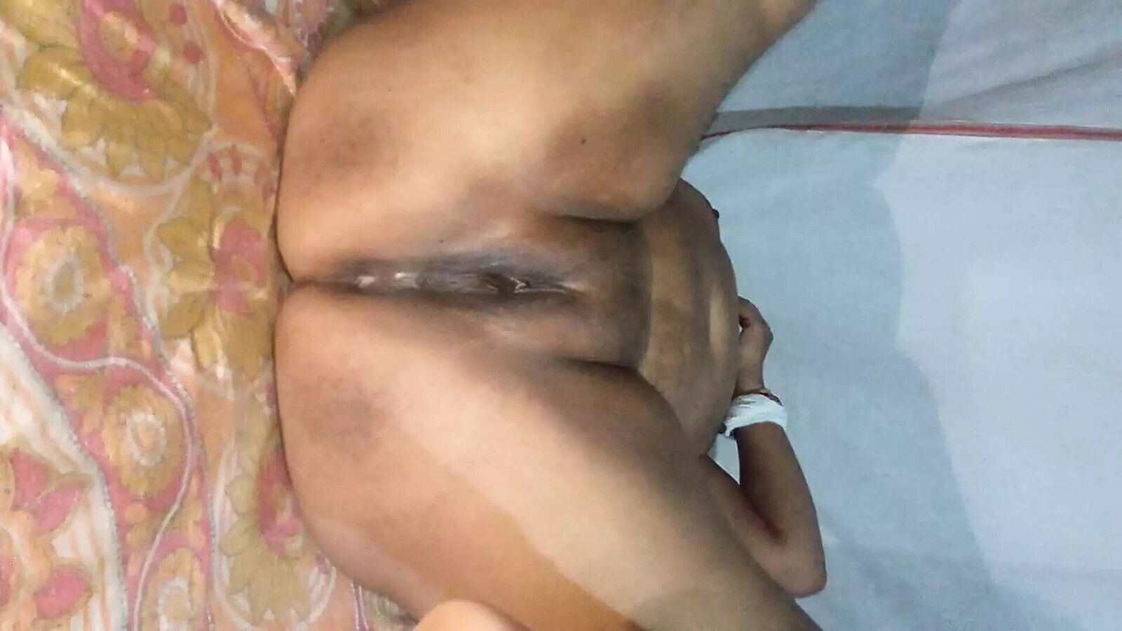Desi indian bhabhi fuck husband dick dildo. squirting much.