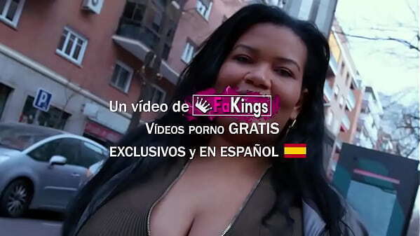 Jennifer Dominic, unforgettable scene with fan!!