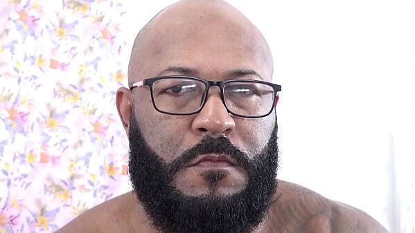 Adovo minha esposa S&ecirc_men outro Homem