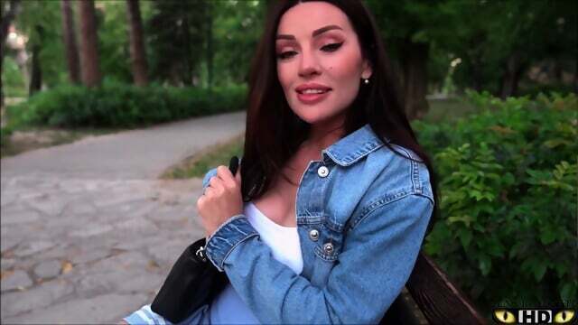 Blowjob Park LUNA ROULETTE Finish Blowjob Mouth