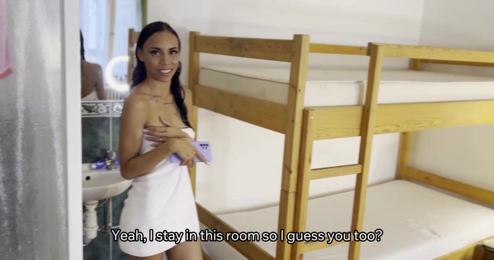 Slim Latina aroused craves after sensual massage session