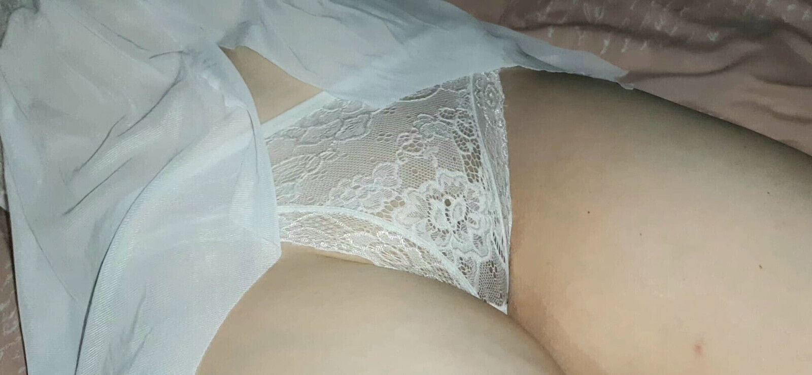 Stepsister allowed pussy