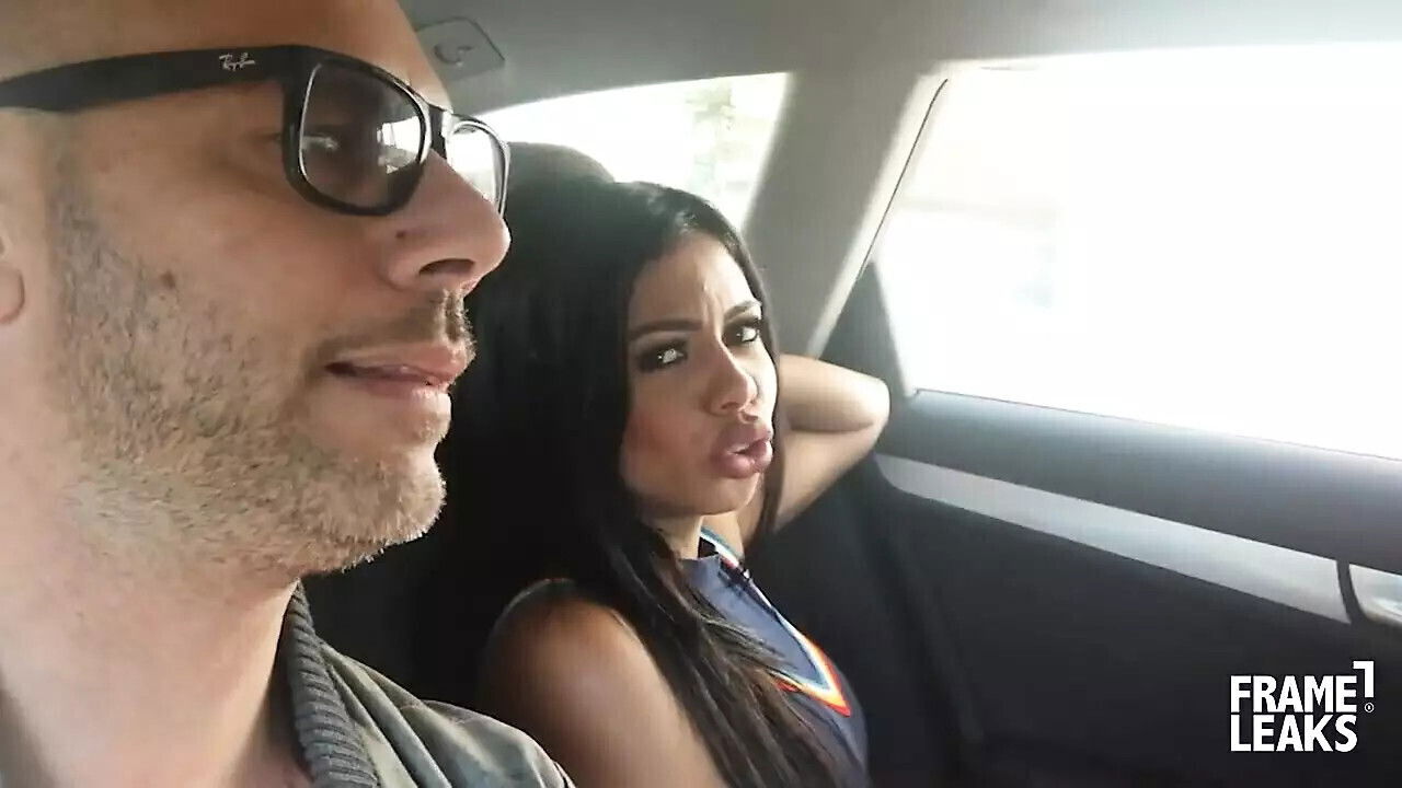 Fucking Canela Skin's amazing