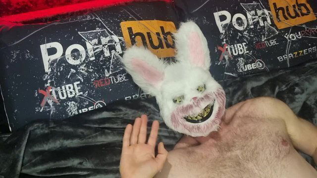 Jerking watching PornHub solo)