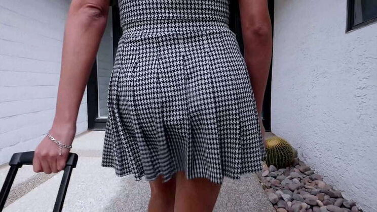 MILF Houseguest Anissa Kate Seduces Young Will Pounder with