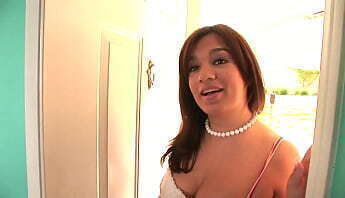 CREAMPIE AMATEUR MILF HOUSEWIFE WITH