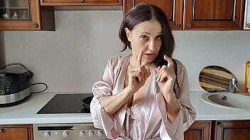 stepmom knows only about cooking, also seduce stepson into cool sex!