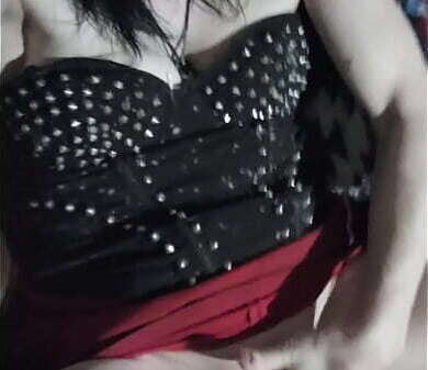 s3xy-d3ad-g0th-g1rl-n-a-coff1n1s hot my new awesome video