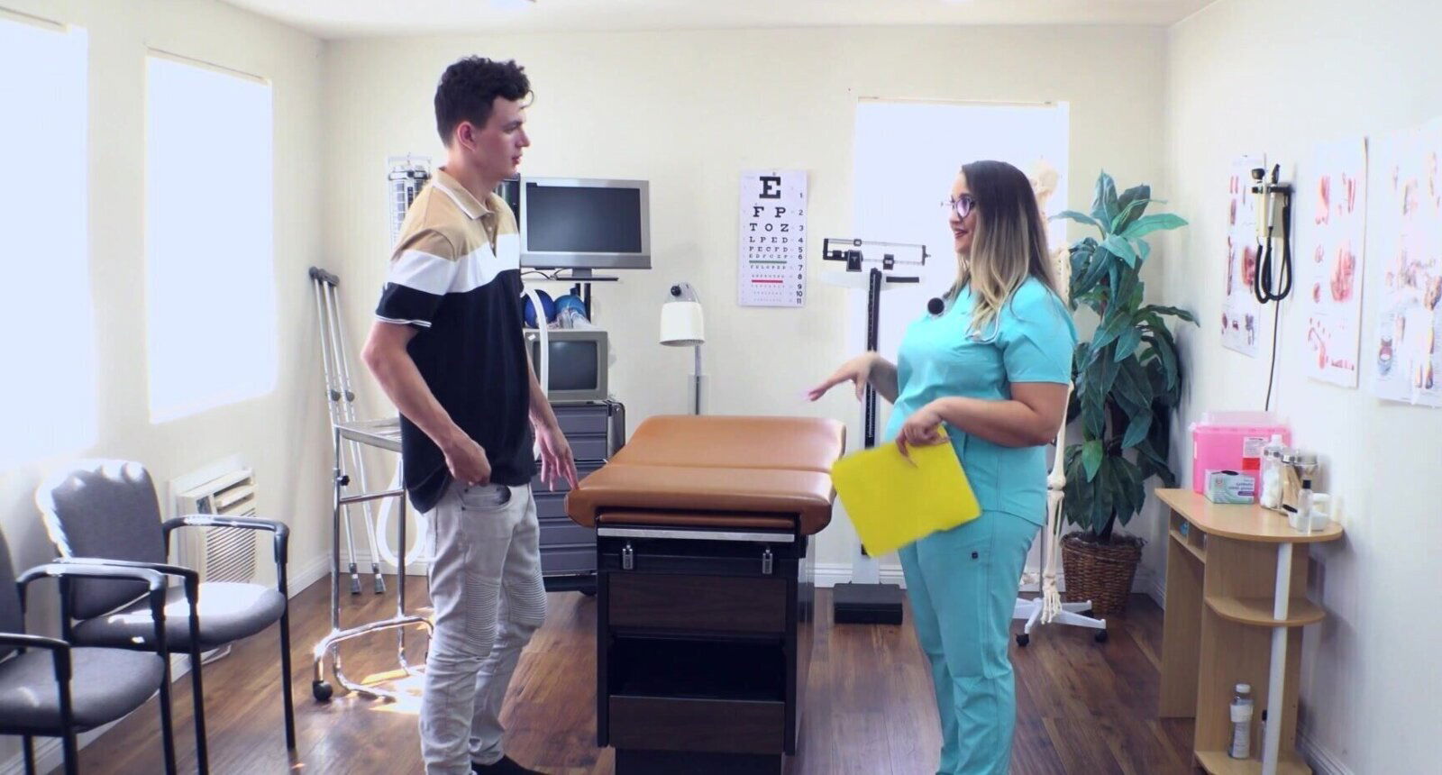 Chubby Nurse Rose LaReine Seduces Lucky Patient