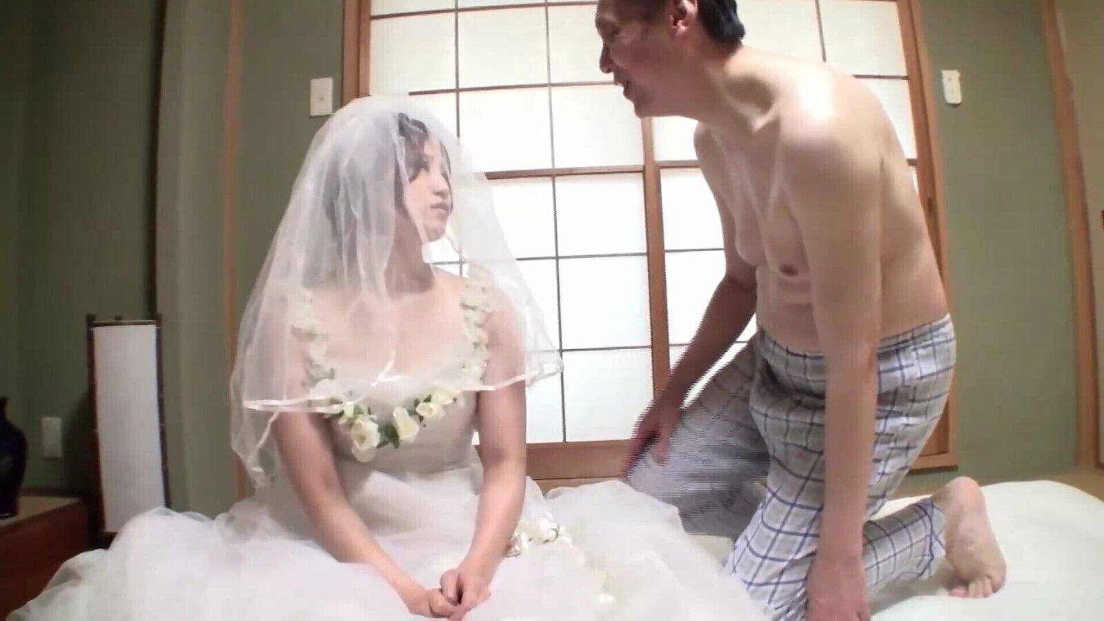 Private Photography: Married Woman, Former Teacher Knows Scold Keep Others Line