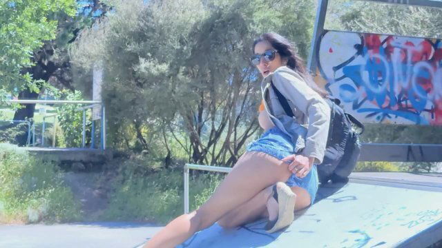 VOYEUR RECORDS SQUIRT PUBLIC PARK