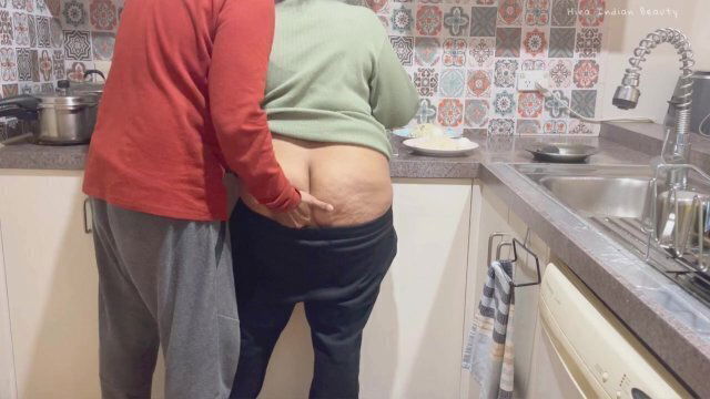 Indian Kitchen Affair: Busty Step Sister's Kissed, Pressed Pleasured!
