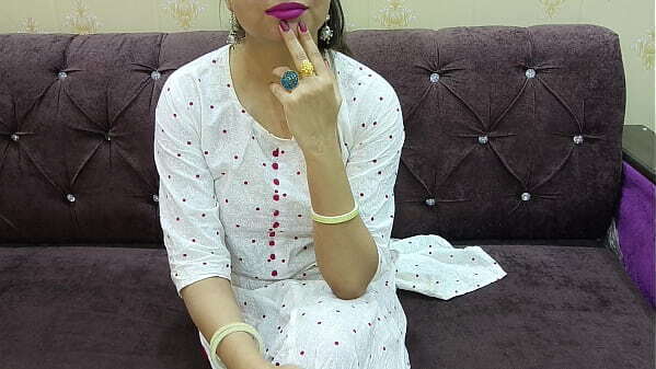 Indian desi Fuddi check karo jara desi indian porn range pakda chut lalch dekar aapni Gand marwai