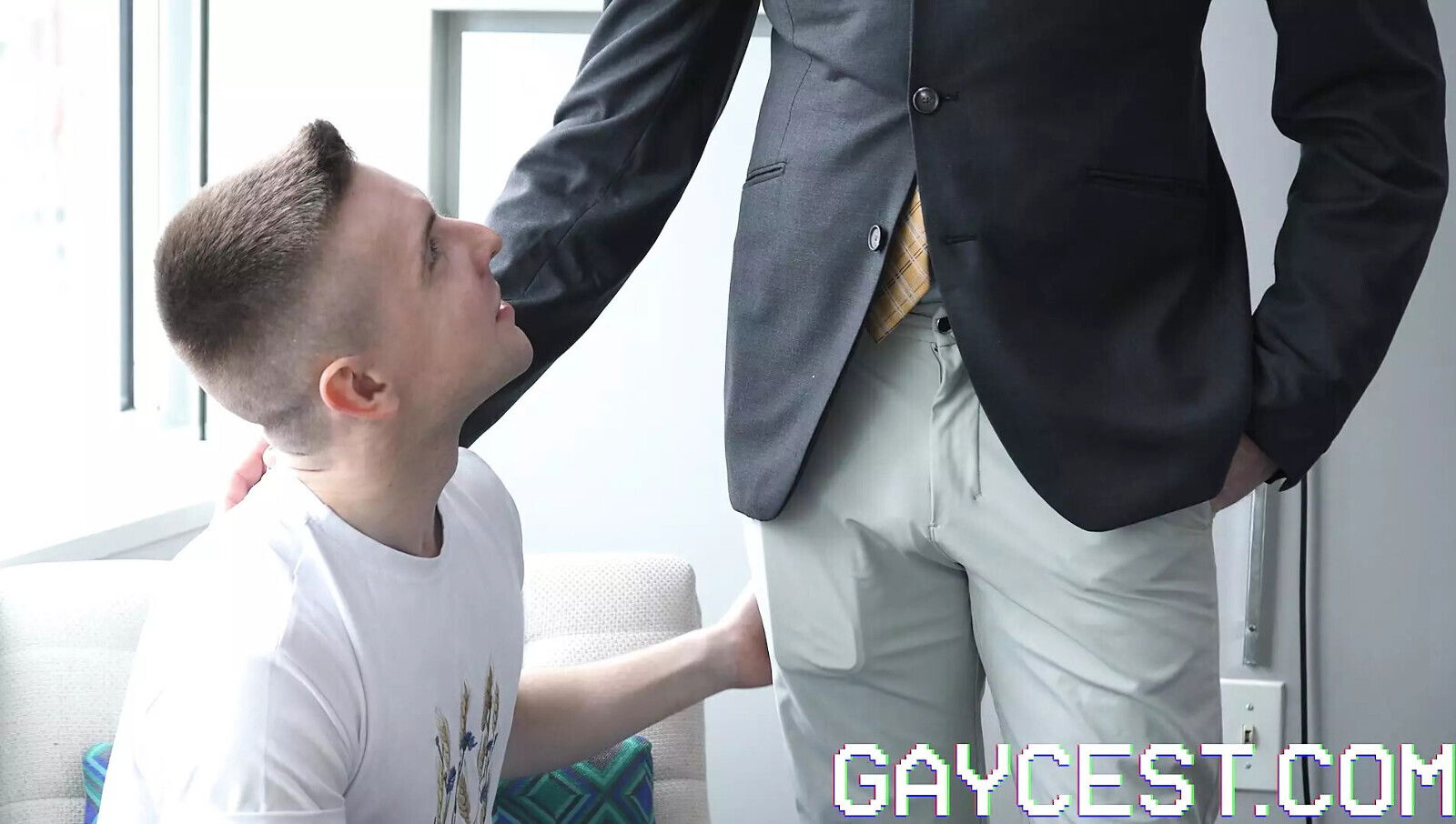 Gaycest twink bottom Serg Shepard likes lick sexy DILF precum