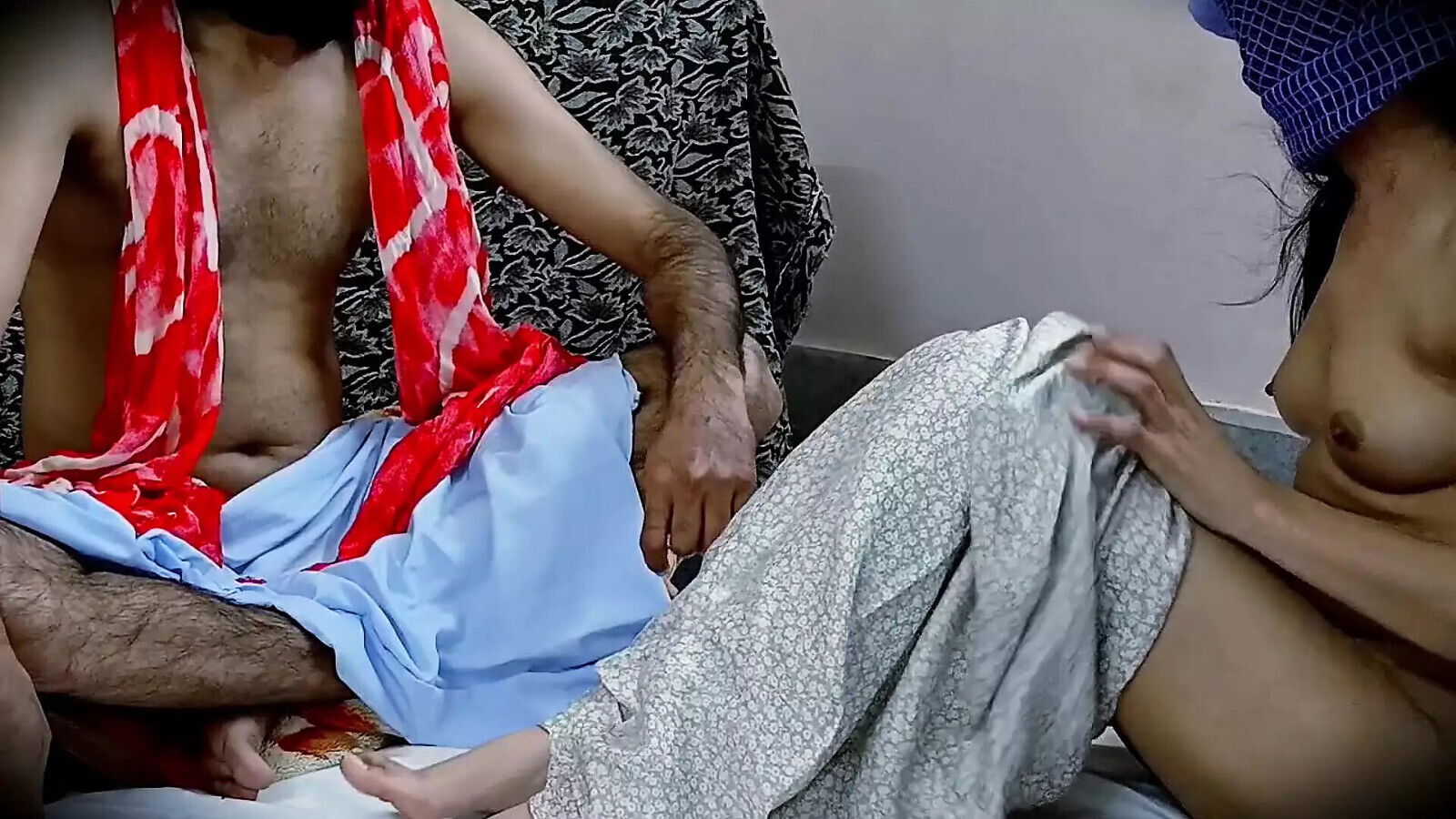 Satte liye huyi nangi hindi with dirty story