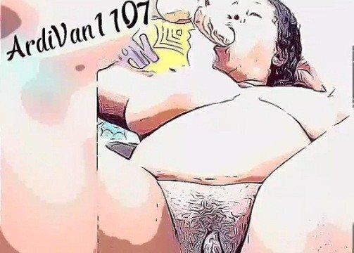 Duro dildo hasta salgan chorros.