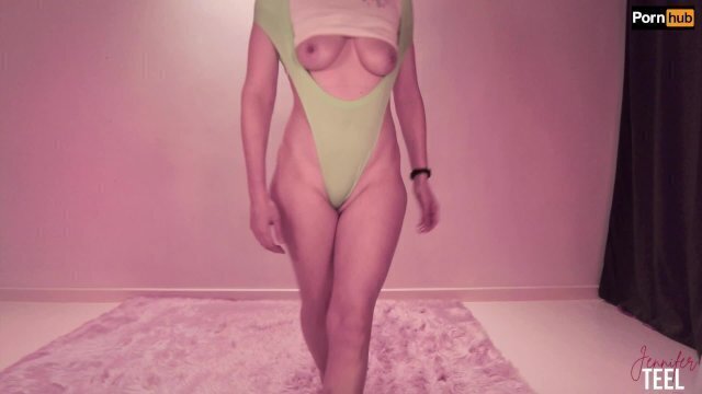 Naughty Jennifer PEW's Butthole with Shoulder Wedgie