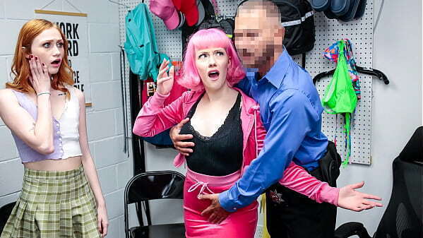 Teen Doing Exactly What Guard Commands Them Shopliftersex