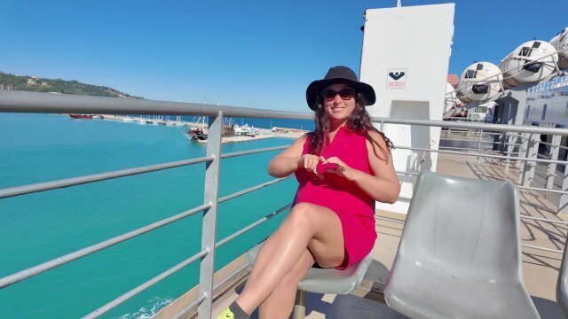 StepMom flashing in public and remembers her Vacation with StepSon