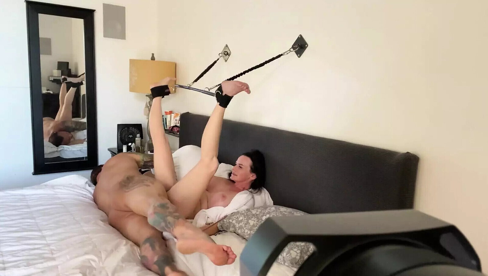 Bonnie Fuckboxed Fucked