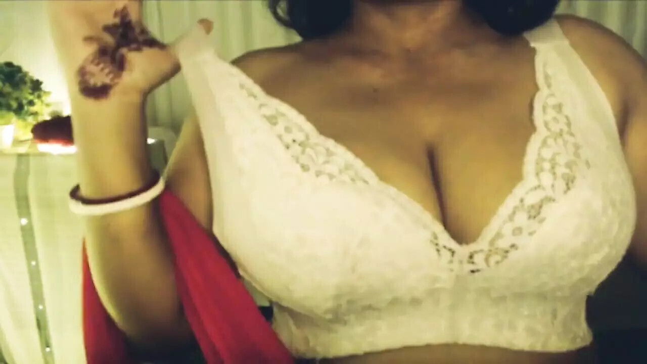 Boobs Show Pussy Rubbing Sexy Pussy Fingering.