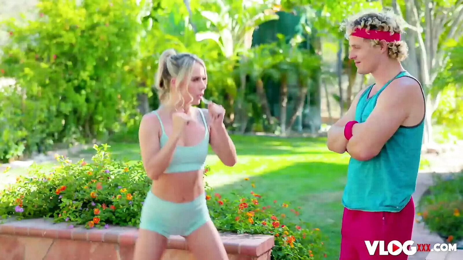 Gorgeous Summer Vixen Blows Fucked Hung Stud