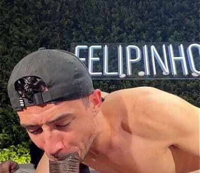 Meteu pauz&atilde_o tudo minha boca depois socou cuzinho