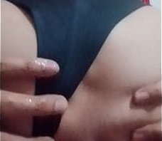 Cd Kelly exp&otilde_e v&iacute_deo para o macho