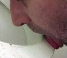 came across this dirty toilet lick clean
