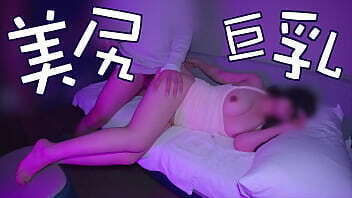 美乳巨尻！白嫩淫脚！微胖才是YYDS！淫水泛滥！喜欢她吗！