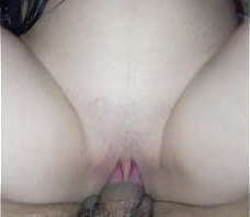 A gostosa sentou gostoso, e quase gozei dentro