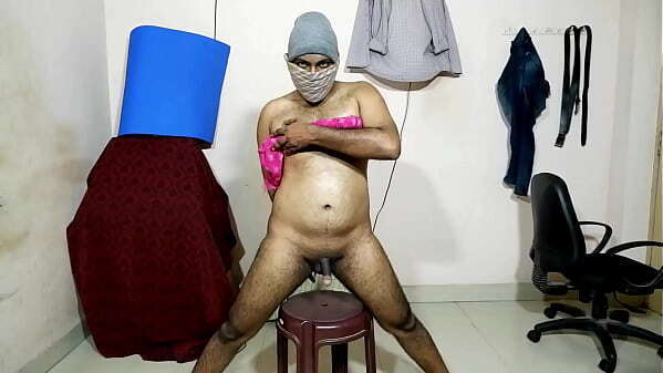 Smooth uncut dick hard insert