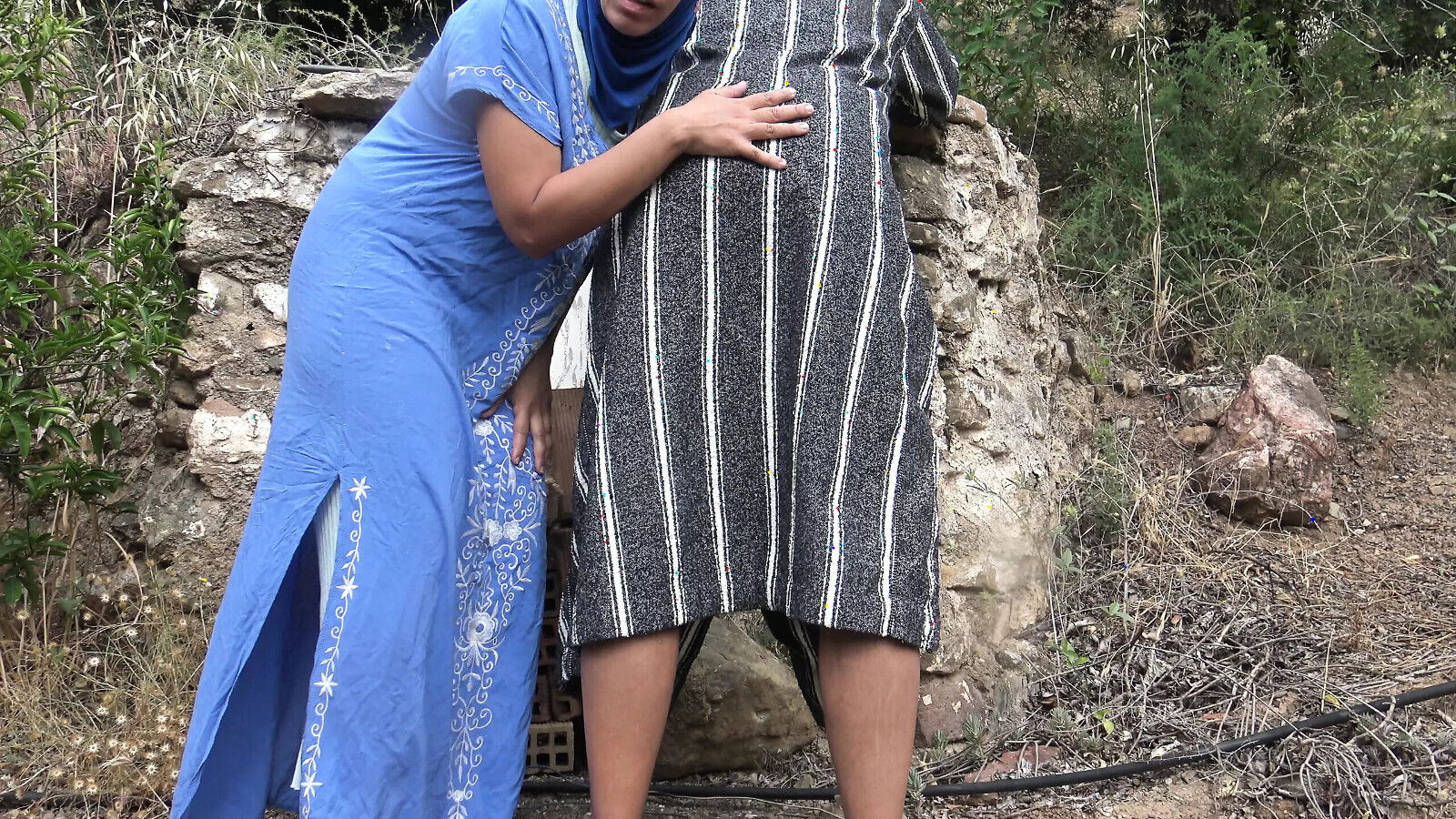 Arabic Granny Outdoor With Submissive