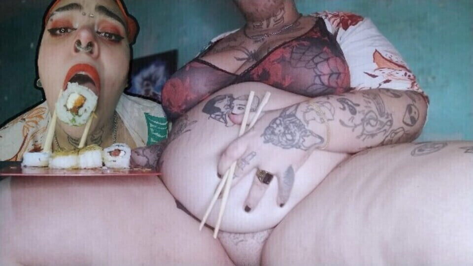 excited eating sushi/belly play TRANSLATED