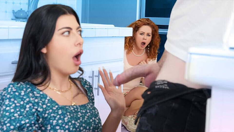 Perv Vacation Host Spies Guest Couple While Girl Sucks BF's Enormous Dong