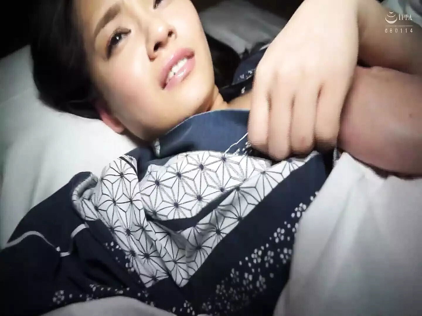 Housewives Targeted During Unwanted Nightcrawl.