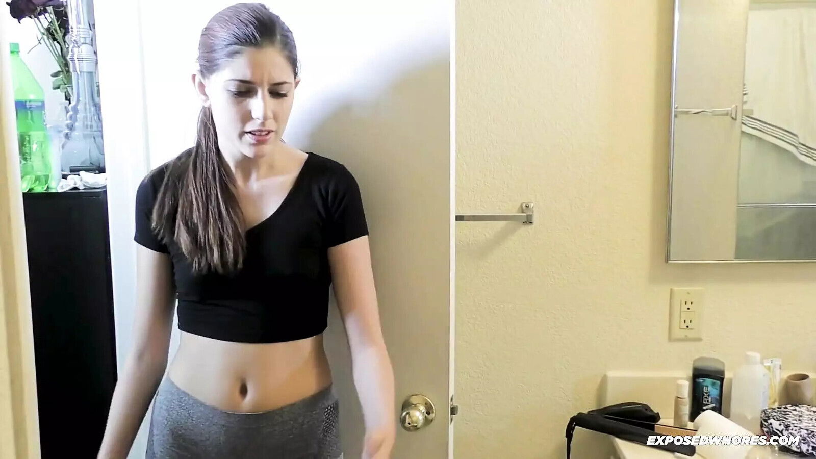 Miranda Miller Gives Stepbro Handjob Shower