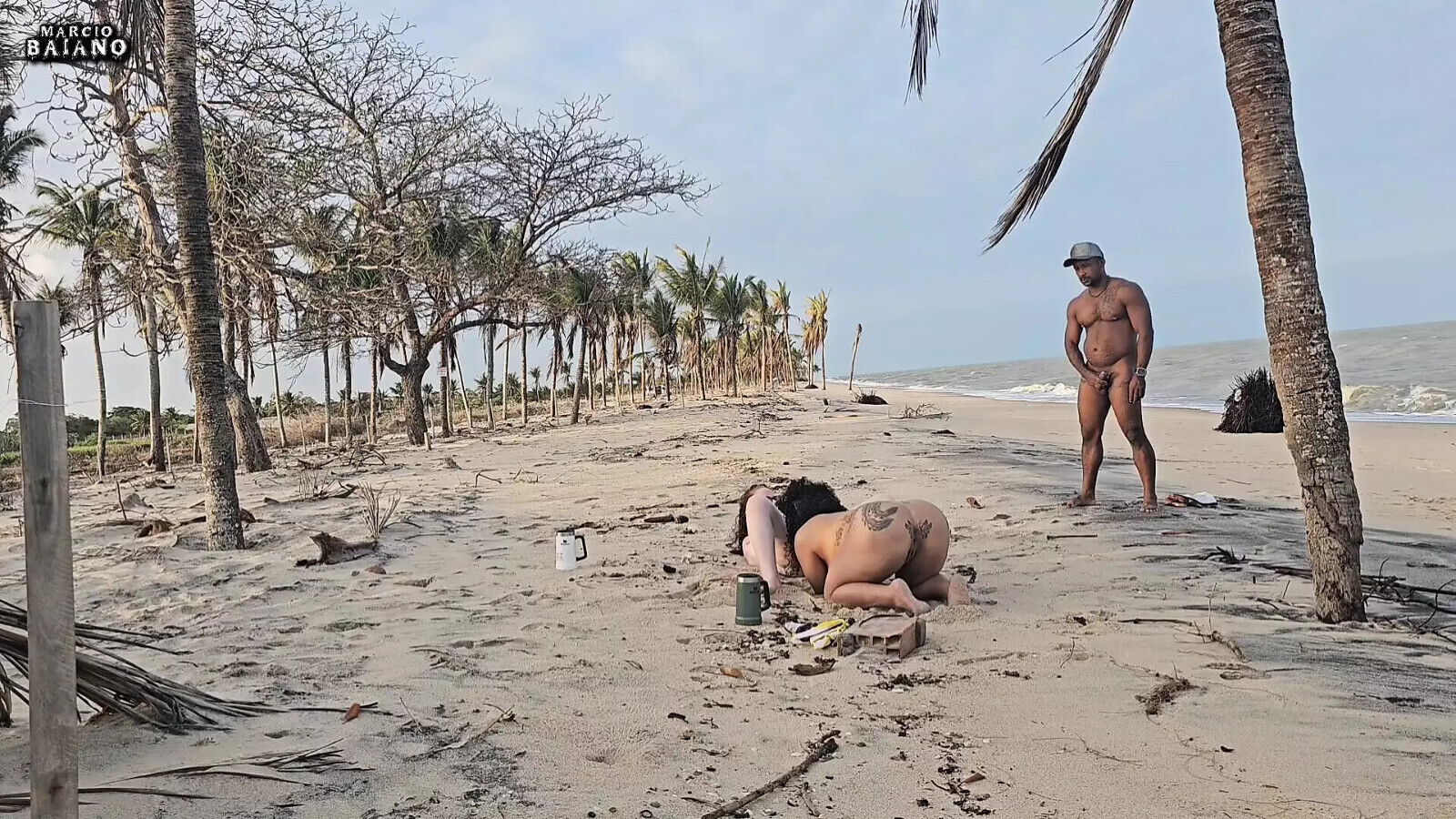 LESBIAN CHICKS PLAYING BEACH PICKED TOURIST THEIR ASSES FUCKED