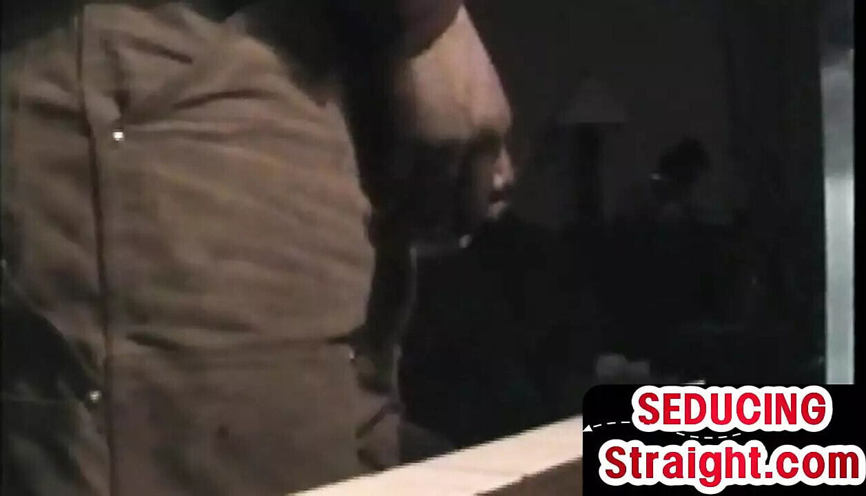 Real amateur str8 wanks oiled vintage closeup video